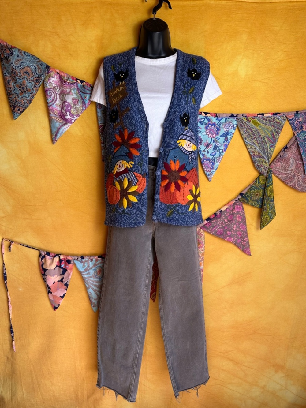 Vintage Harvest “Pumpkin Patch” Sweater Vest Medium